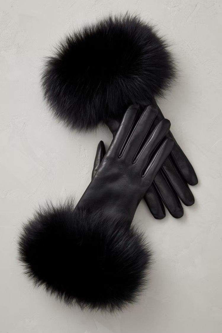 Leather gloves with fox fur cuffs